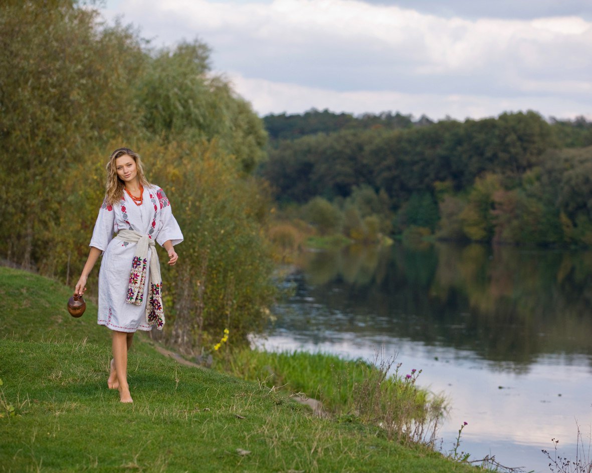 Nude girl Slavic women in Homs